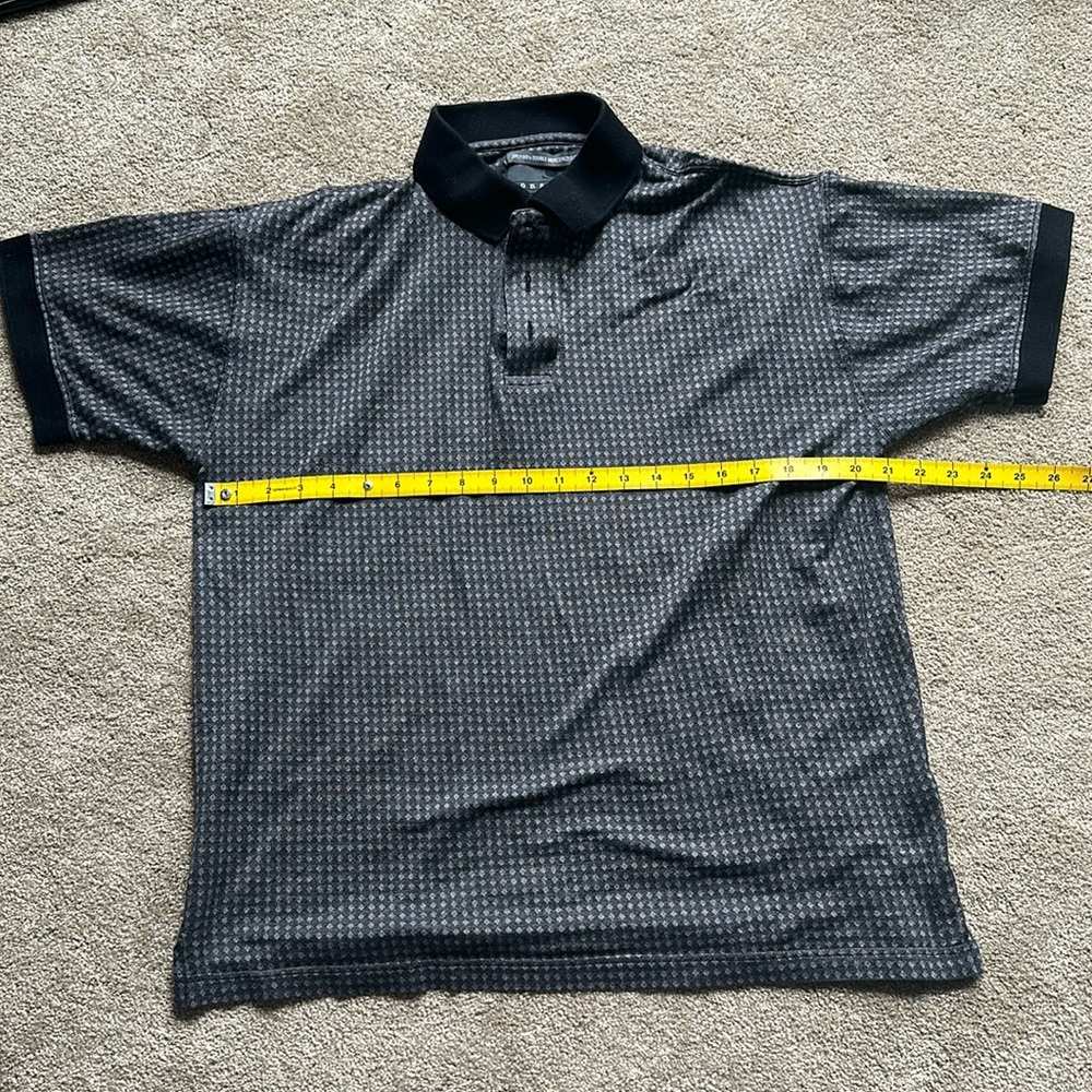 Men’s dress shirt size M